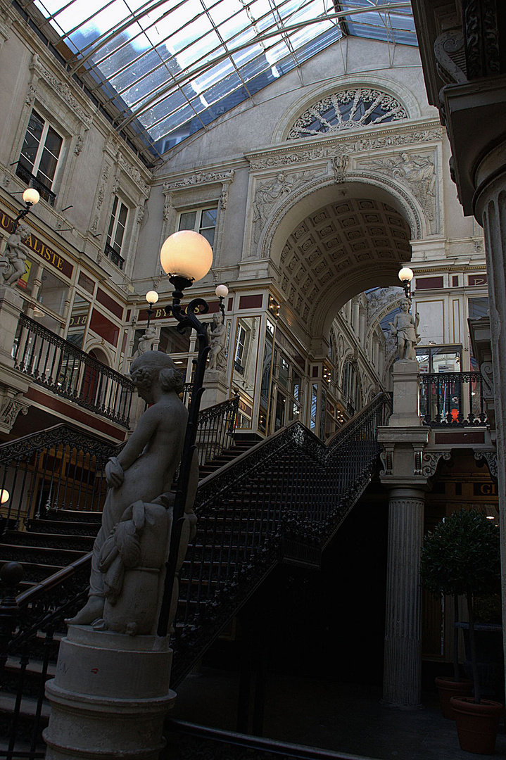 Passage Pommeraye - les escaliers