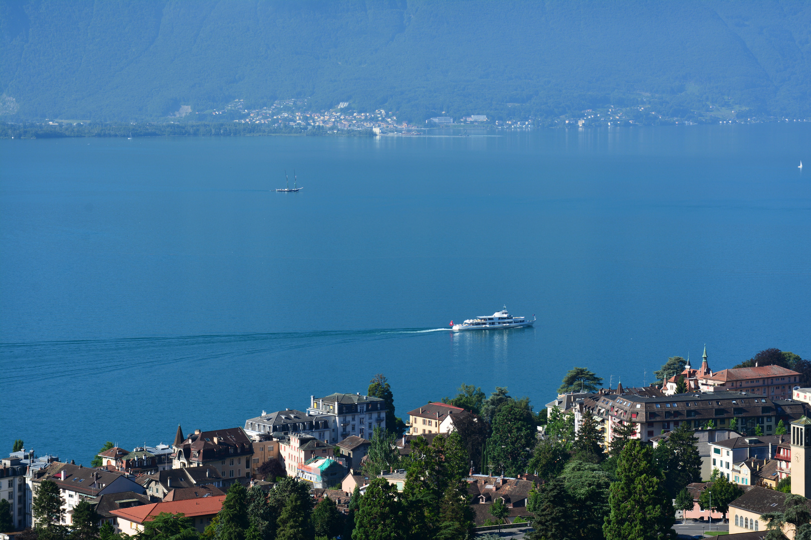 Passagierschiff auf dem Genfer See