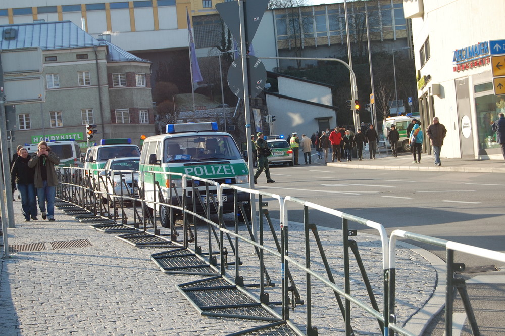 Passau 03.01.2009 Polizeiaufmarsch (2)