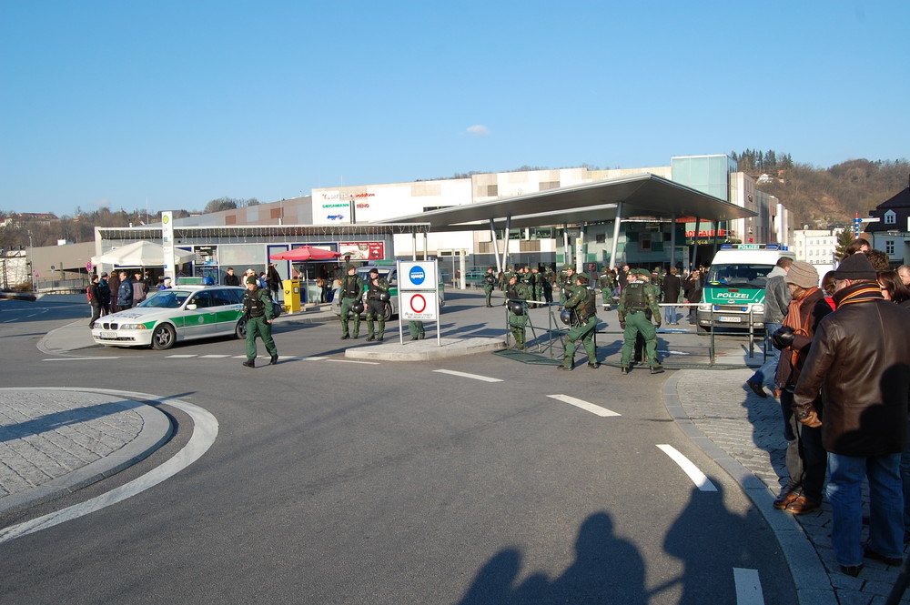 Passau 03.01.2009 Polizeiaufmarsch