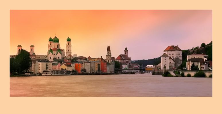 Passau au coucher du soleil