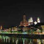 Passau bei Nacht von der Donau aus.....
