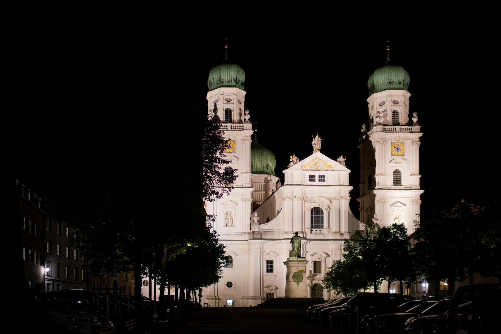 Passau: Der Dom bei Nacht 