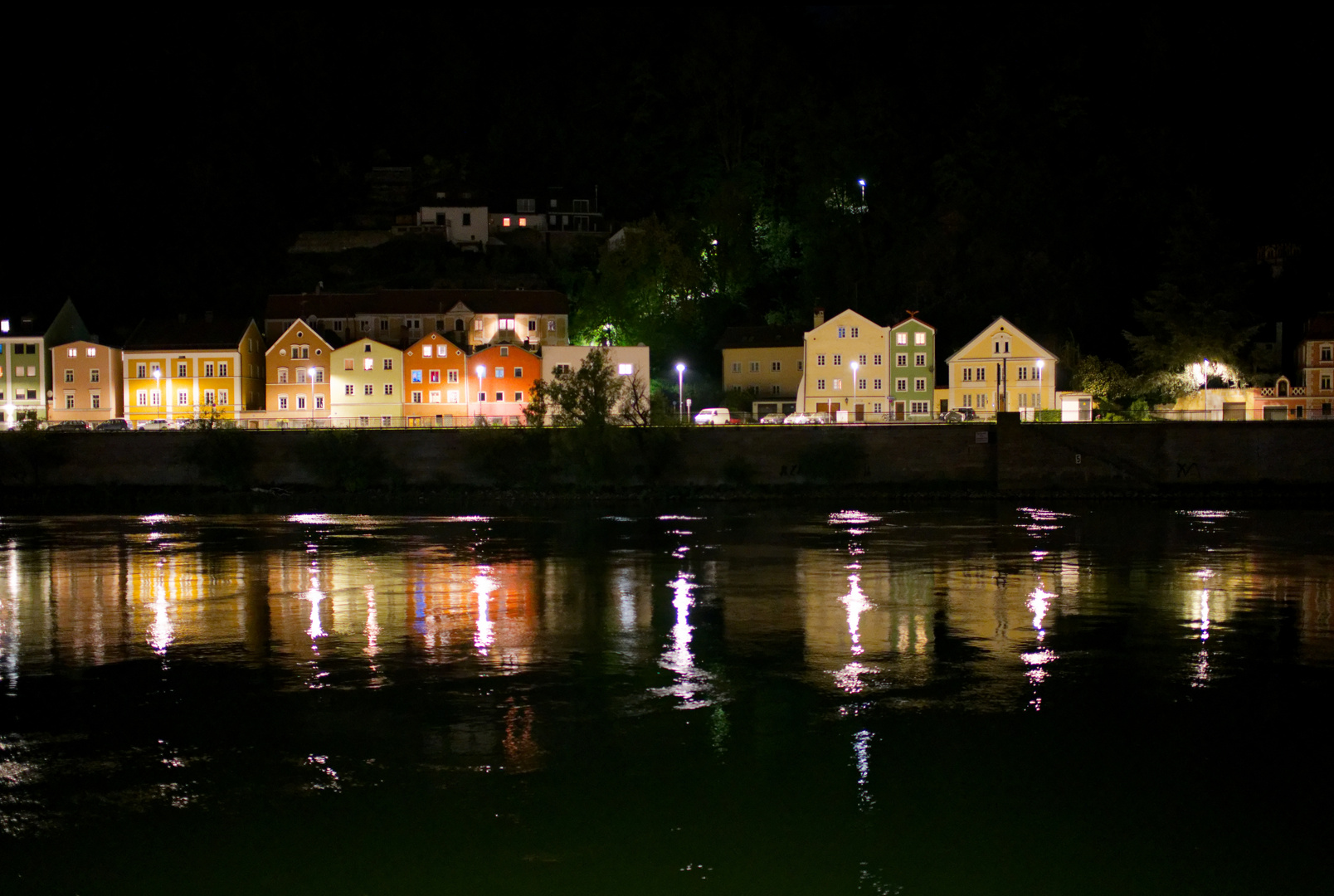 Passau: Die Donau bei Nacht 