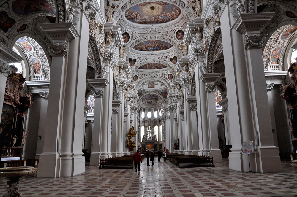 Passau - Dom - dreischiffige Basilika