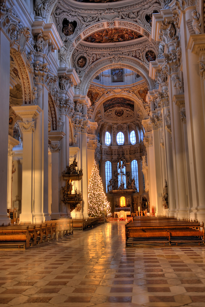 Passauer Dom blaue Stunde