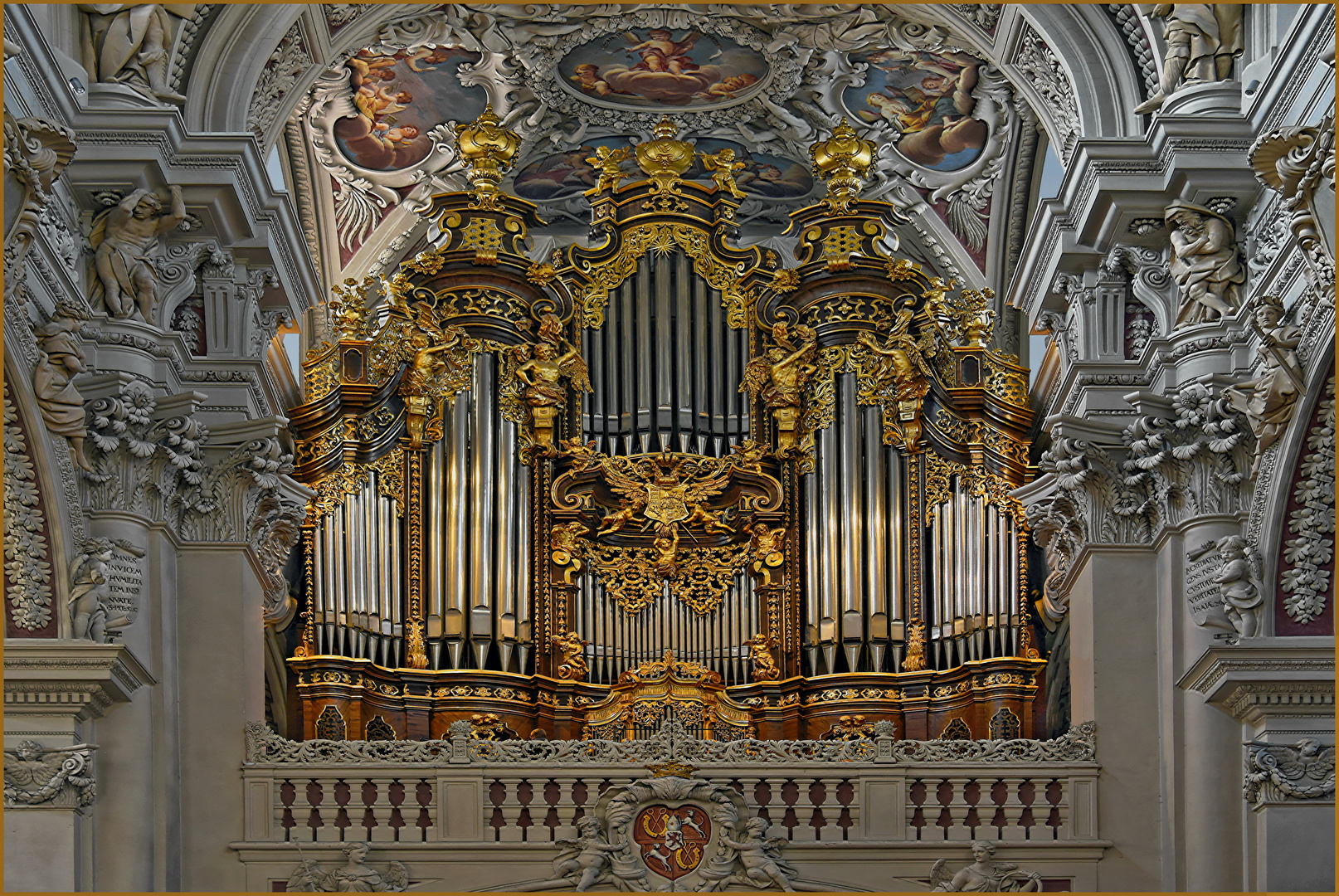 Passauer Stephansdom  - Kirchenorgel -