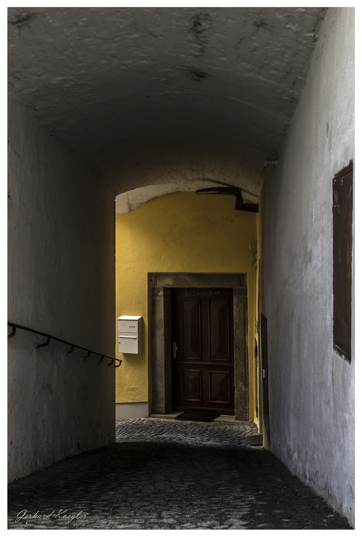 Passau_Gasse_Lichteffekte