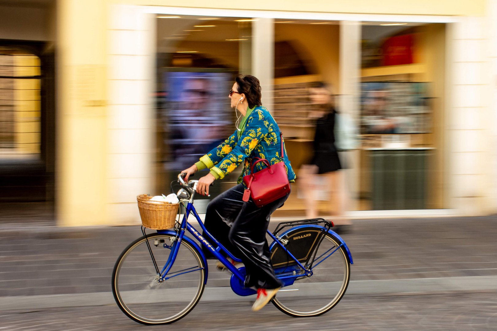 passeggiando in bicicletta 