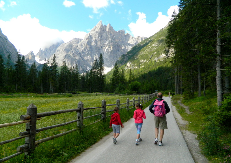 Passeggiando in famiglia