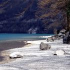 Passeggiando in riva al lago