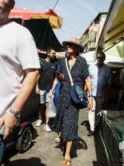 Passeggiando per le strade dell'antico mercato