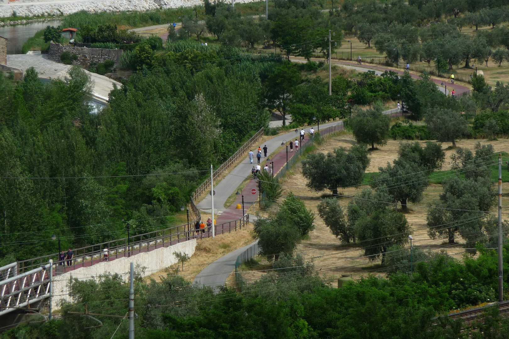 Passeggiata rilassante sul lungoBisenzio.