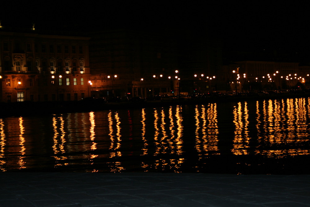 passeggiata sul molo audace