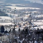 PASSENANS SOUS UN MANTEAU BLANC