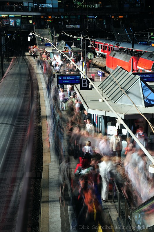 Passengers at main station in Hamburg, Germany
