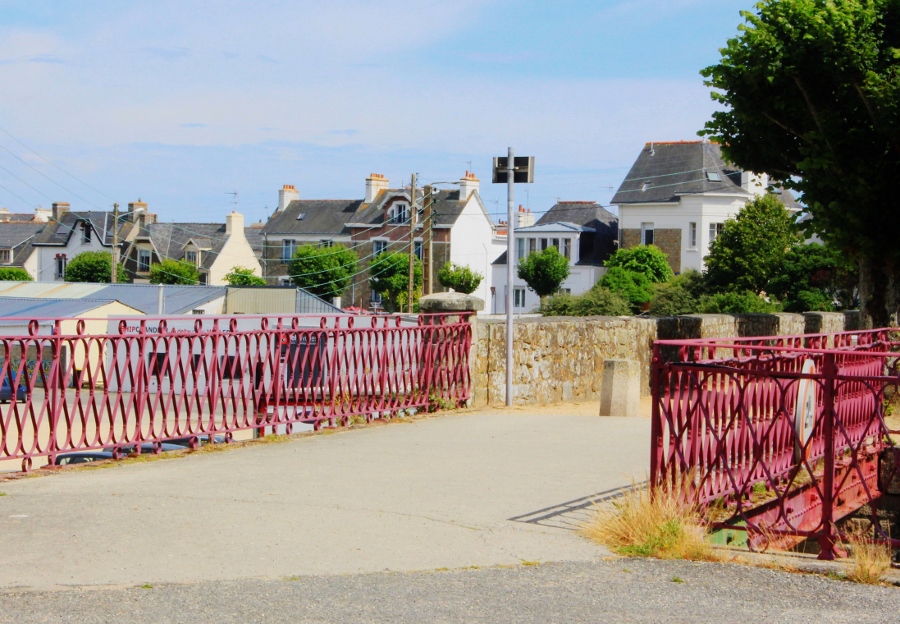 Passerelle à Port-Louis (Morbihan)