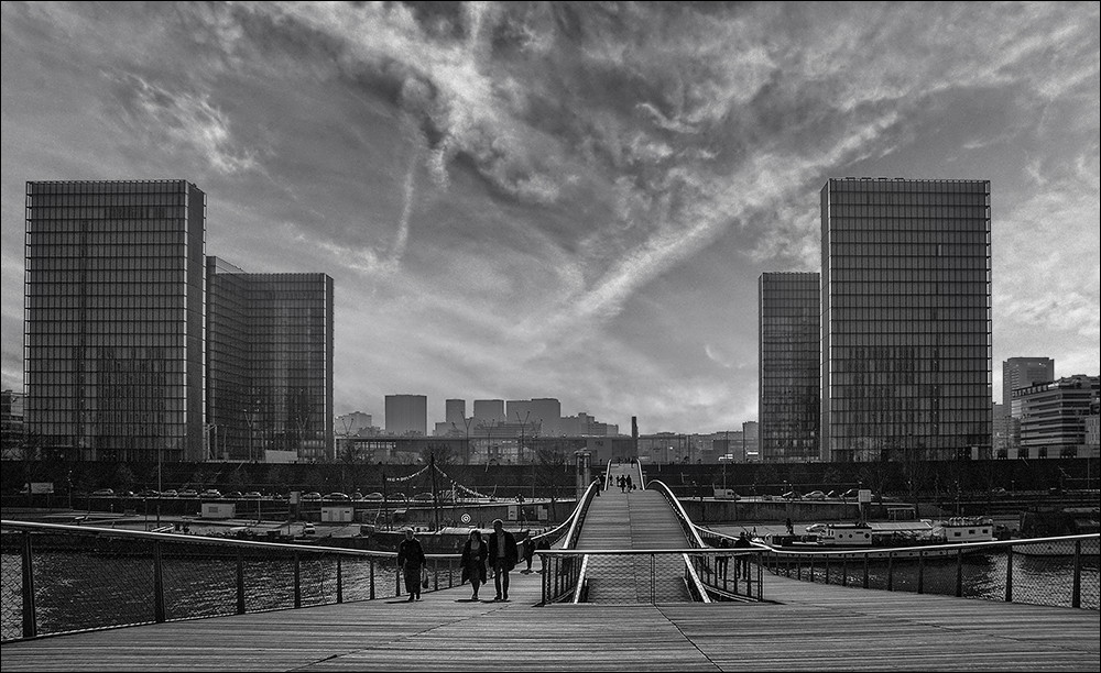 Passerelle Simone de Beauvoir