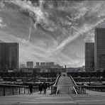 Passerelle Simone de Beauvoir