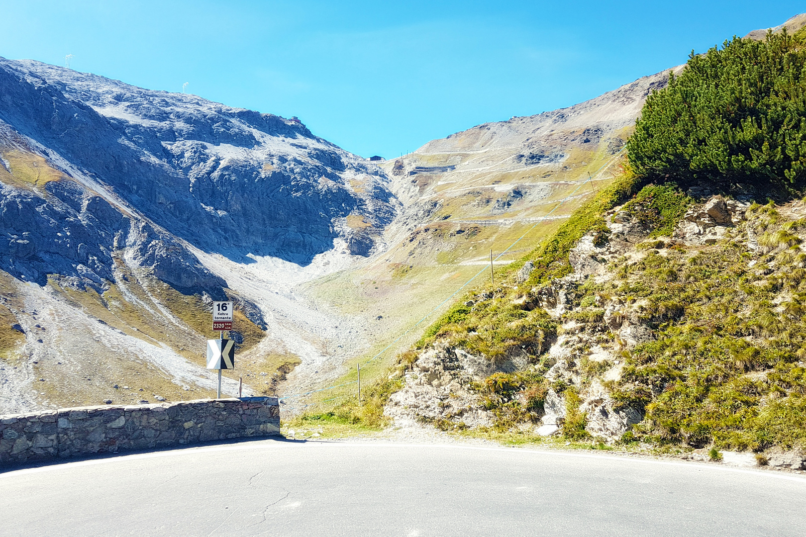 Passo Dello Stelvio von unten