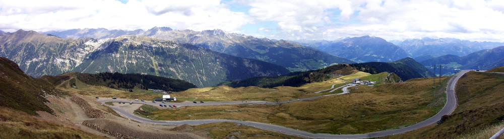 Paßstraße in Südtirol