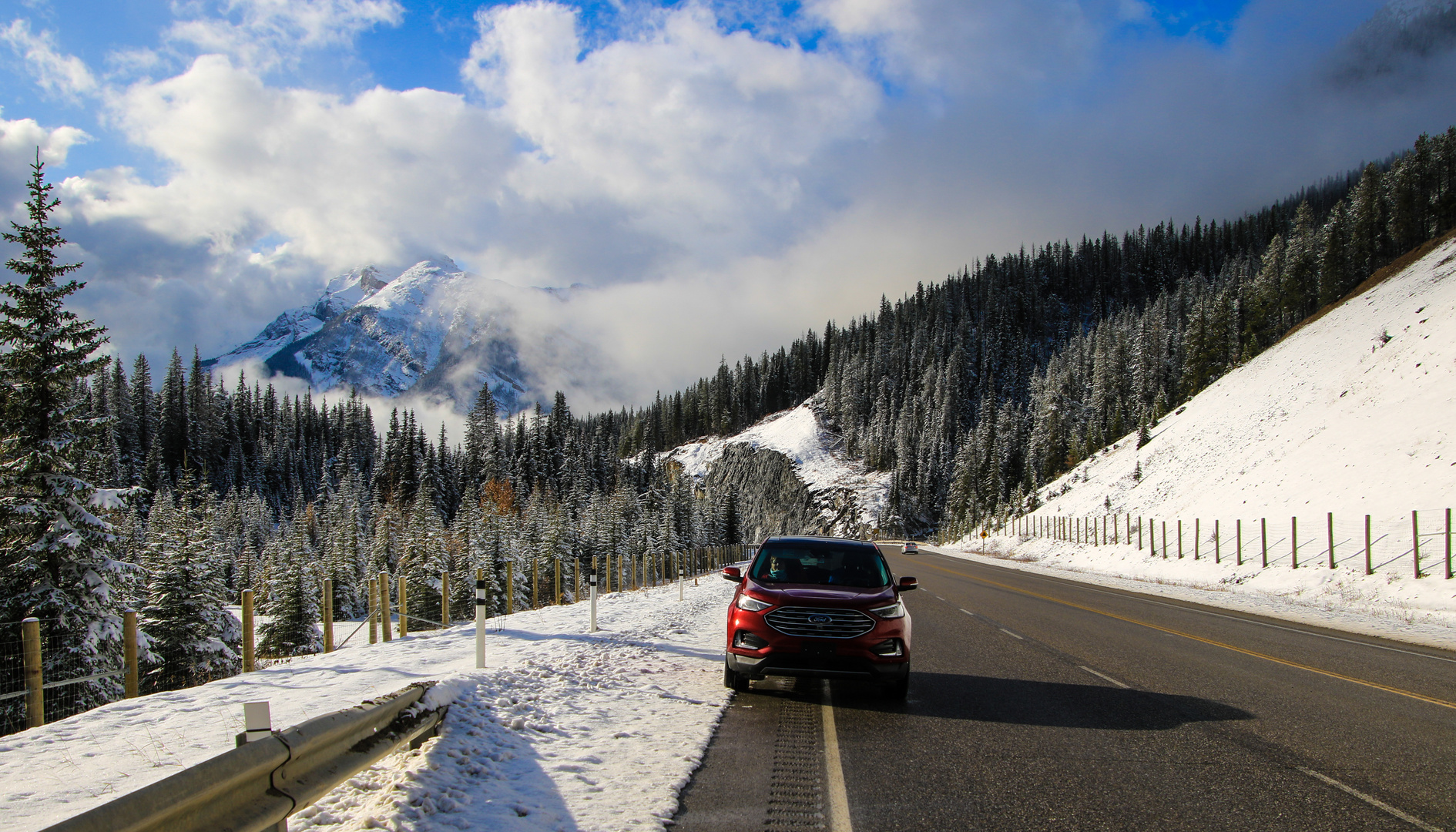 Passüberquerung nach Lake Louise