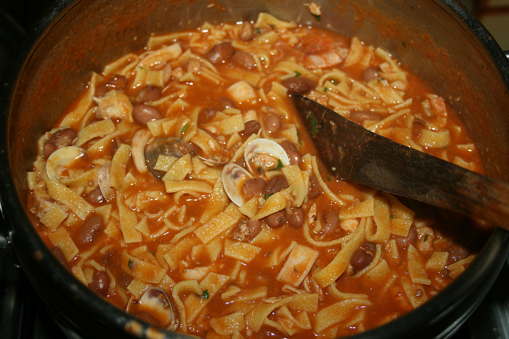 Paste e fagioli... di pesce (vongole,cozze,gamberetti)