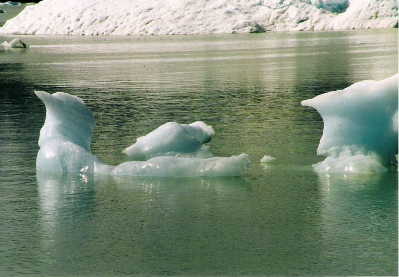 Patagonia-lago argentino-giochi di ghiaccio
