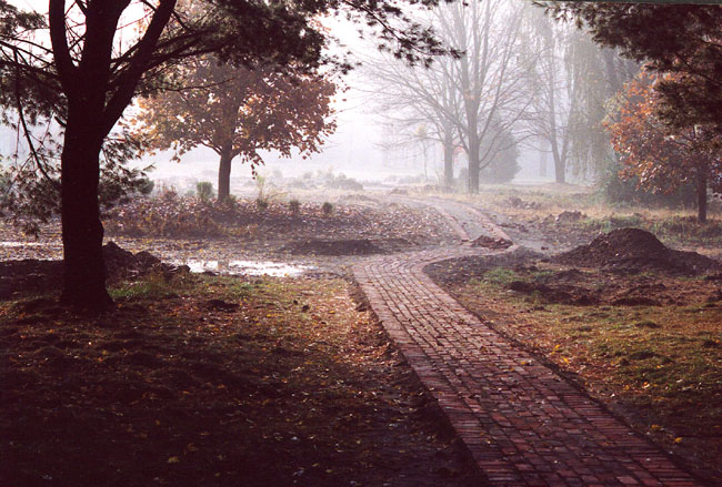 Pathway to Lazybrook