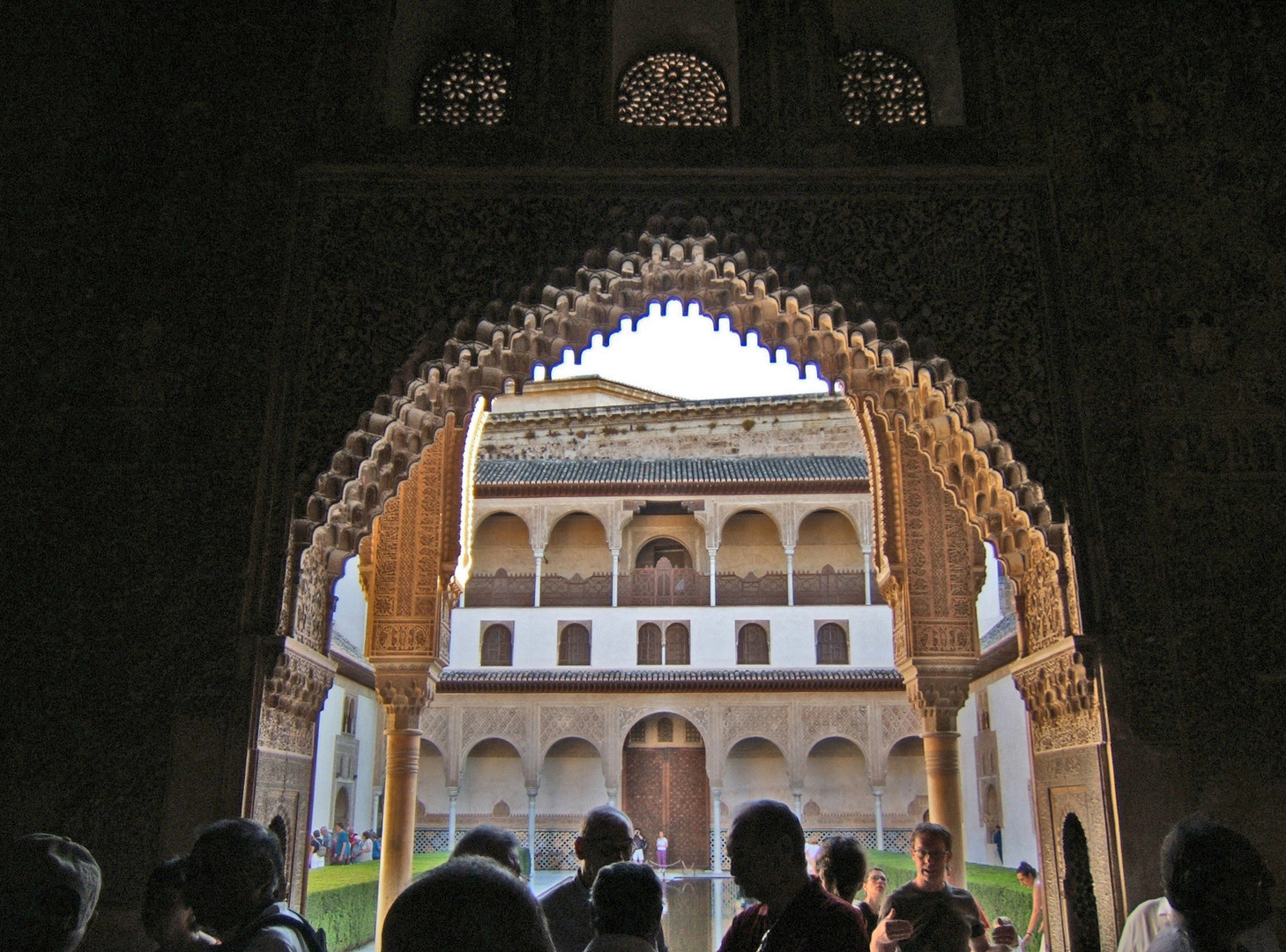 Patio de la Alhambra desde el interior - Granada 2007