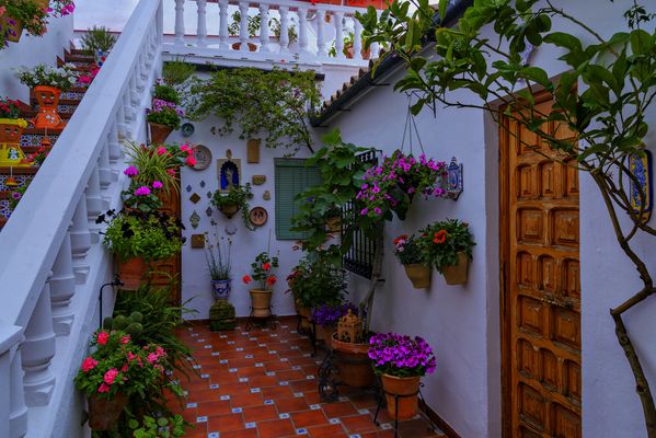 PATIO DE LA CALLE JESÚS DEL CALVARIO