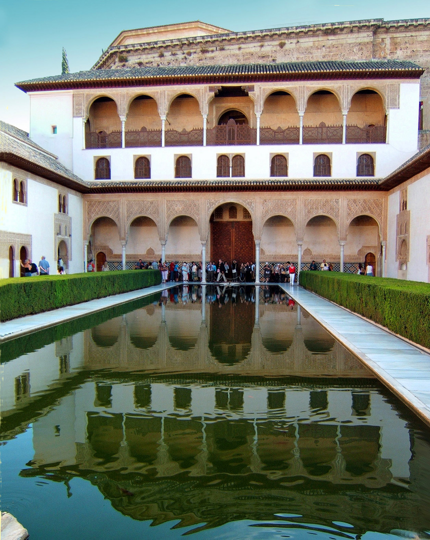 Patio de los Arrayanes - Pórtico sur