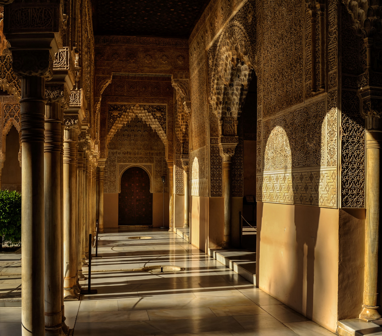 Patio de los Leones