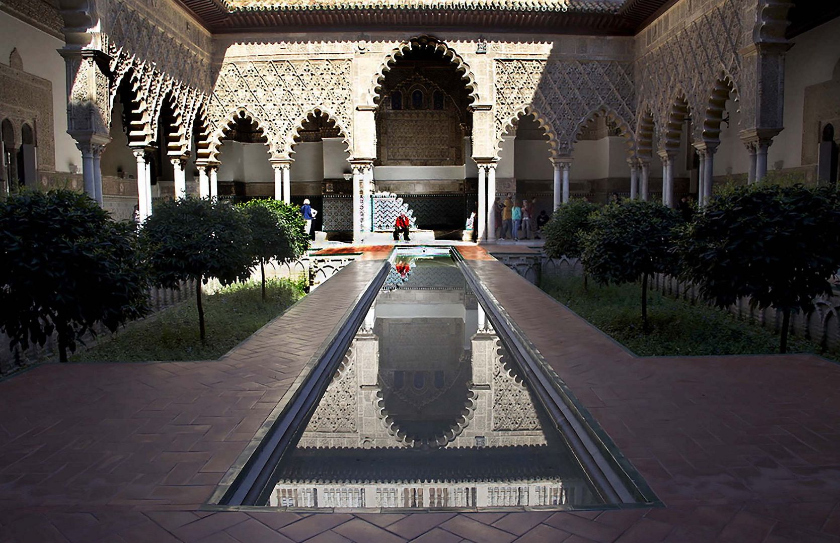 patio del yeso alcazar de sevilla