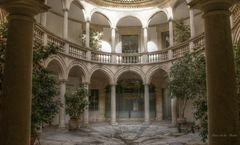 ...Patios de Palma de Mallorca...