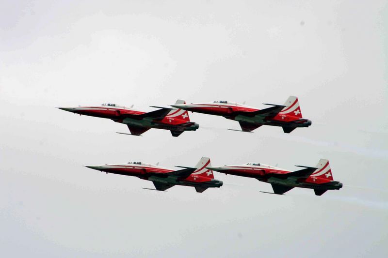 patrouille suisse 2 (ILA 2006)