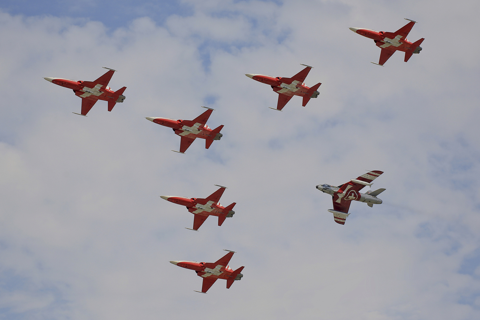 Patrouille Suisse 2014