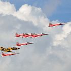 Patrouille Suisse + Hawker Hunter