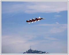 Patrouille Suisse im Shadow vor der Rigi