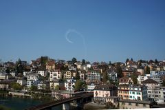 Patrouille Suisse im Training, fotografiert von meinem Balkon aus