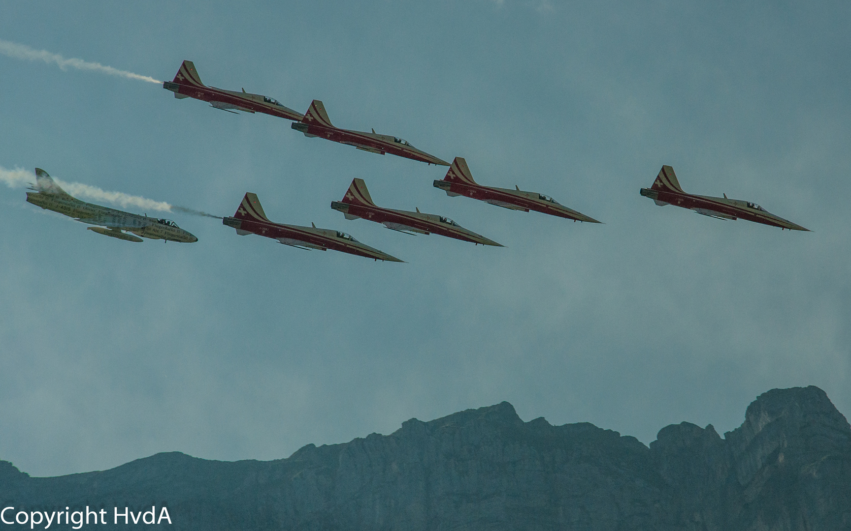 Patrouille Suisse mit Hunter