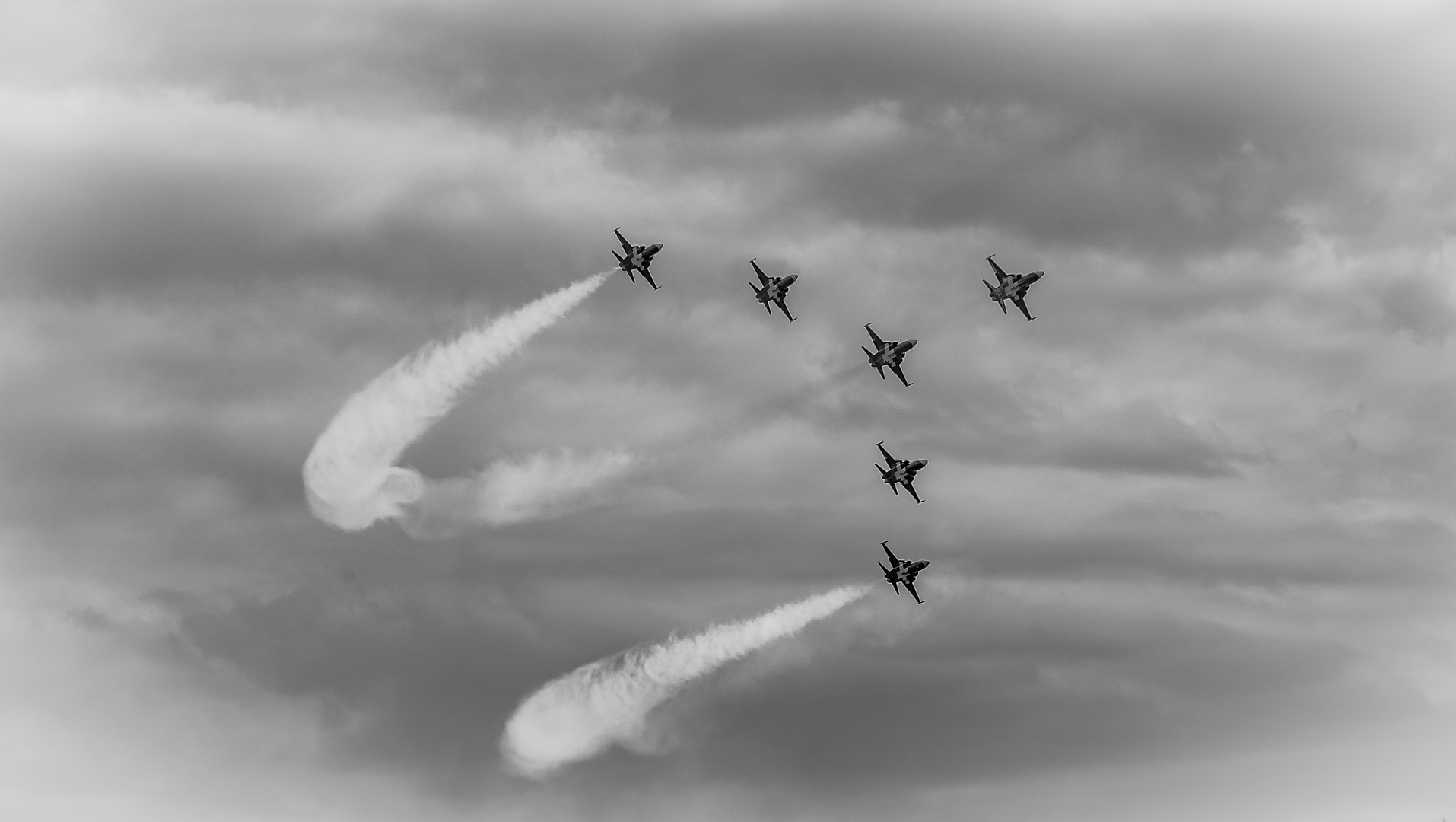 Patrouille Suisse - Swan