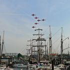 Patrouille Suisse über dem Hamburger Hafen