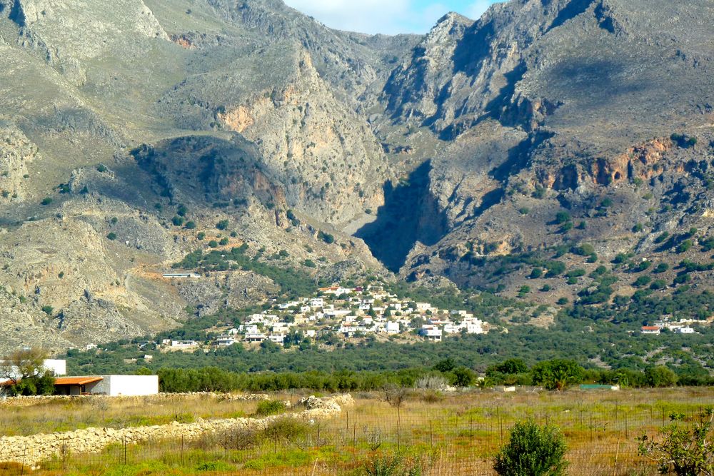 Patsianos vor der Kallikratis Schlucht