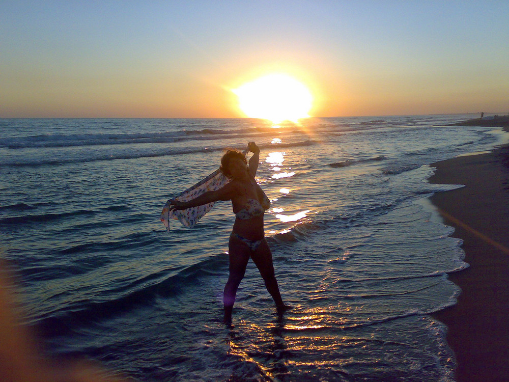 paty al mare e il tramonto