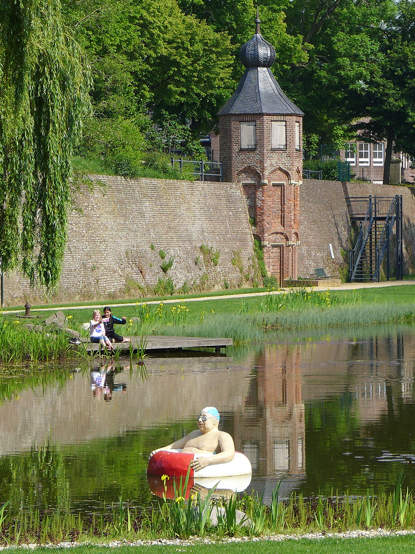 Paul, der Schwimmreifenmann