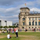 Paul-Löbe-Haus und Reichstag.......