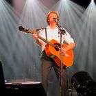 Paul McCartney plays "Yesterday" Berlin Concert 2009