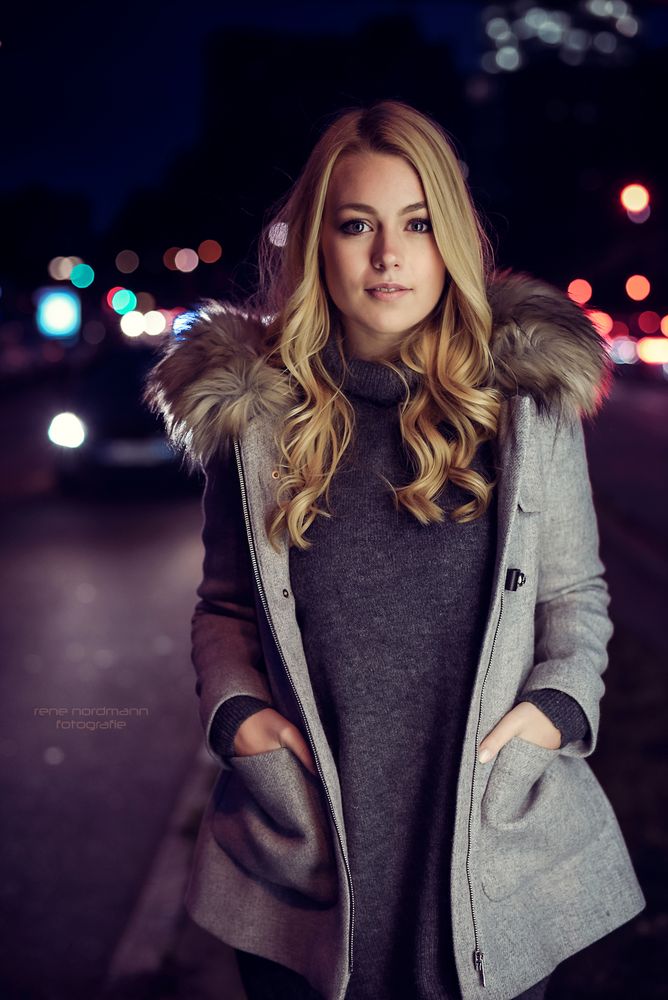 Pauline - Citylight portrait