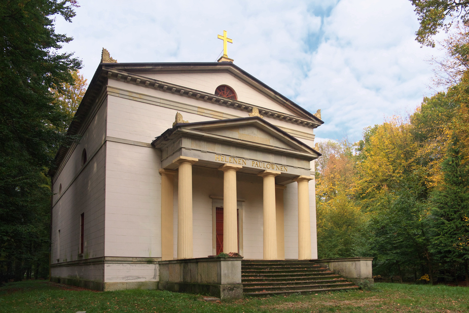 Paulownen Mausoleum